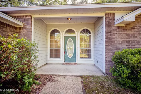 Exterior - 8113 Barron Rd, Moss Point, MS 39562 photo 12 of 32