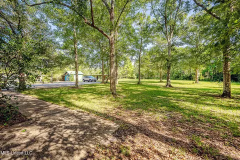 Exterior - 8113 Barron Rd, Moss Point, MS 39562 photo 5 of 32