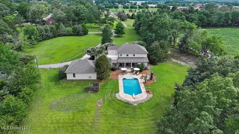 Exterior - 210 Planters Grv, Brandon, MS 39047 photo 17 of 17