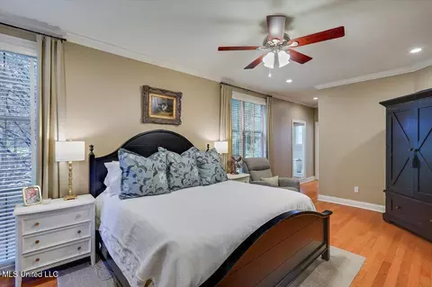 Bedroom - 210 Planters Grv, Brandon, MS 39047 photo 2 of 5