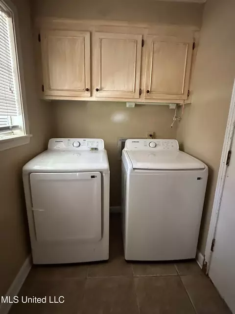 Other - 1052 Briarfield Rd, Jackson, MS 39211 photo 4 of 6