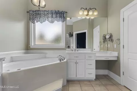 Bath - 5578 E Diamondhead Dr, Diamondhead, MS 39525 photo 1 of 6