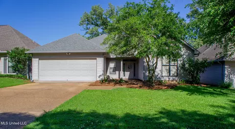 Exterior - 414 Spike Rdg, Canton, MS 39046 photo 2 of 13