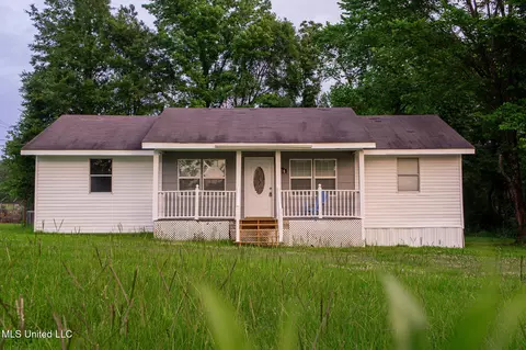 Exterior - 136 Peggy Dr, Florence, MS 39073 photo 3 of 7