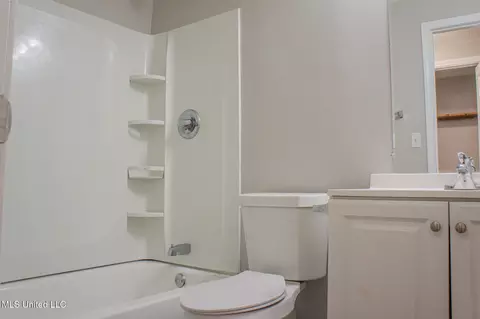 Bath - 136 Peggy Dr, Florence, MS 39073 photo 2 of 2