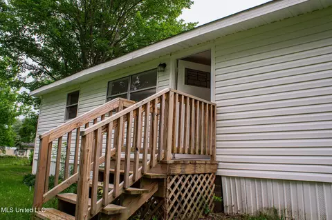 Exterior - 136 Peggy Dr, Florence, MS 39073 photo 7 of 7