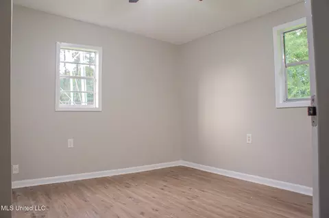 Bedroom - 136 Peggy Dr, Florence, MS 39073 photo 6 of 9