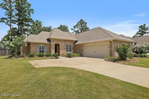 100 Hampton Trl, Madison, MS 39110