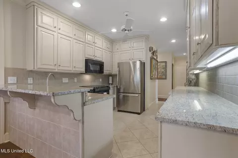 215 Azalea Ct, Brandon, MS 39047 photo 25