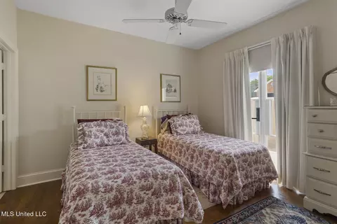 215 Azalea Ct, Brandon, MS 39047 photo 7