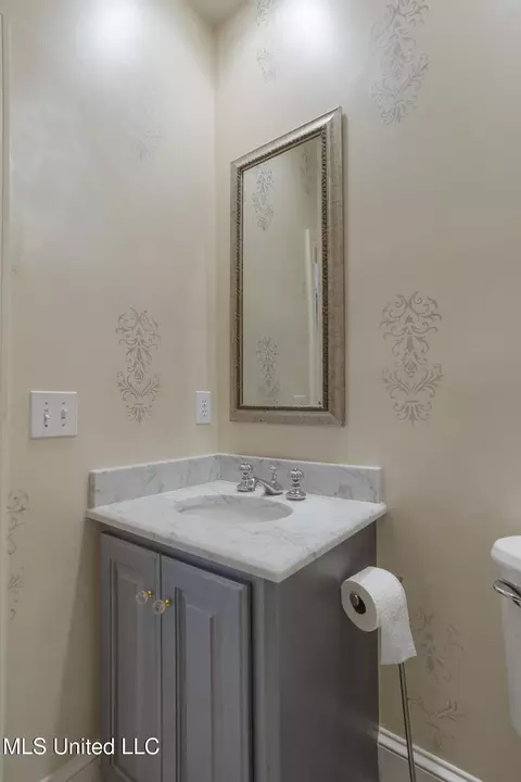 215 Azalea Ct, Brandon, MS 39047 photo 11