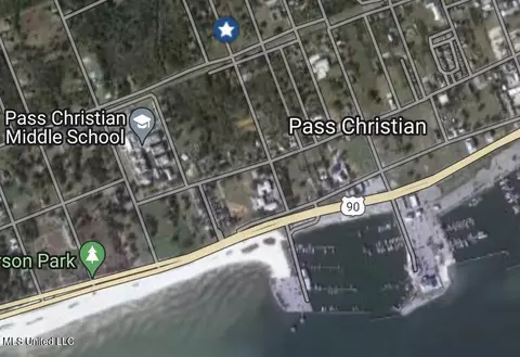 320 Hiern Ave, Pass Christian, MS 39571