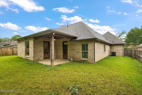 Exterior - 210 Penny Ln, Brandon, MS 39042 photo 3 of 3