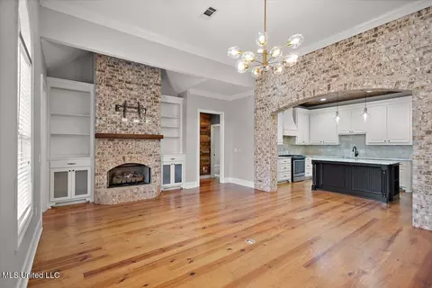 Living - 210 Penny Ln, Brandon, MS 39042 photo 1 of 2