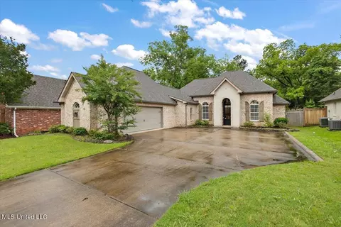210 Penny Ln, Brandon, MS 39042
