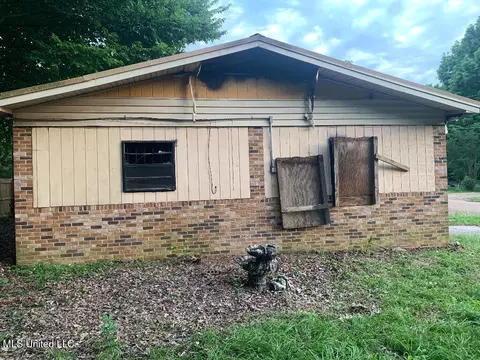 2226 Oak Park Dr, Jackson, MS 39213 photo 3