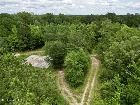 6844 Highway 43 N, Poplarville, MS 39470