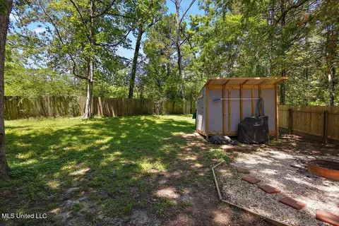 Exterior - 147 Lofty Pine Ln, Clinton, MS 39056 photo 6 of 7