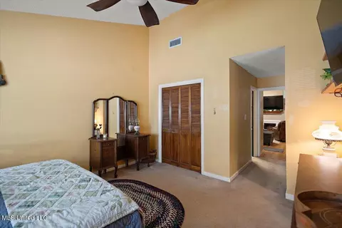 Bedroom - 147 Lofty Pine Ln, Clinton, MS 39056 photo 2 of 6