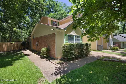 Exterior - 147 Lofty Pine Ln, Clinton, MS 39056 photo 2 of 7