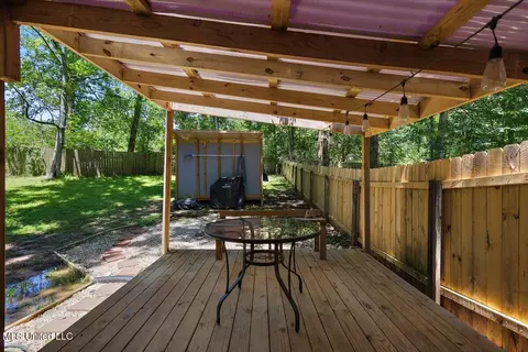 Exterior - 147 Lofty Pine Ln, Clinton, MS 39056 photo 3 of 7
