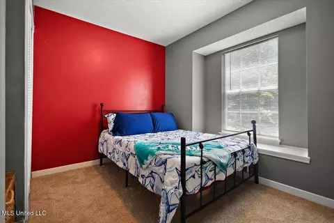 Bedroom - 147 Lofty Pine Ln, Clinton, MS 39056 photo 3 of 6