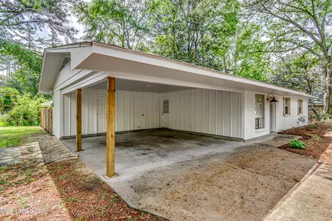 204 Turtle Creek Dr, Brandon, MS 39047 photo 6