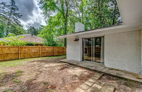 204 Turtle Creek Dr, Brandon, MS 39047 photo 12