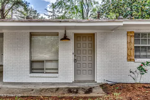 204 Turtle Creek Dr, Brandon, MS 39047 photo 2