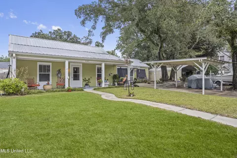 1140 22nd St, Gulfport, MS 39501