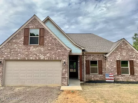 4266 Steward Rd, Senatobia, MS 38668