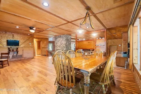 927 Abe Chapel Rd, Como, MS 38619 photo 13