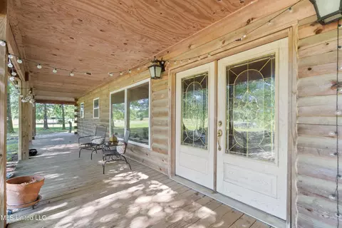 927 Abe Chapel Rd, Como, MS 38619 photo 2