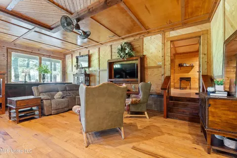 927 Abe Chapel Rd, Como, MS 38619 photo 4