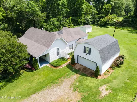 5926 Horn Lake Rd, Horn Lake, MS 38637