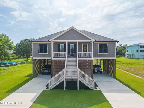 118 Sea Oaks Blvd, Long Beach, MS 39560