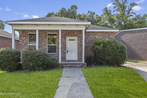 2948 Magnolia Ct, Gulfport, MS 39507