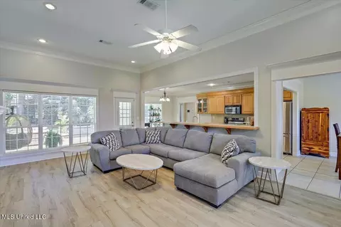 213 Pecan Cir, Brandon, MS 39042 photo 9