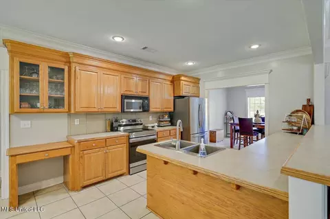 213 Pecan Cir, Brandon, MS 39042 photo 12