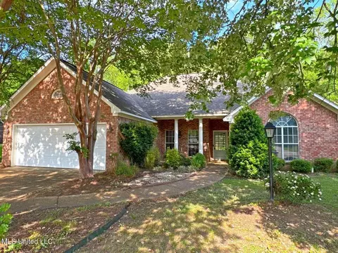 104 Warrior Ln, Clinton, MS 39056