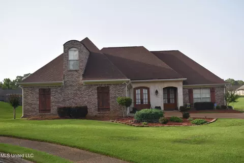 308 Barrington Cv, Byram, MS 39272
