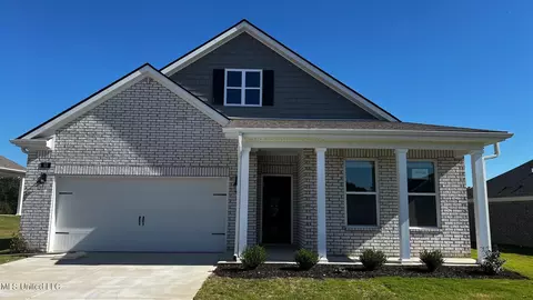 106 Ozark Dr, Byhalia, MS 38611