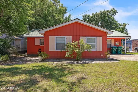 3811 16th St, Gulfport, MS 39501