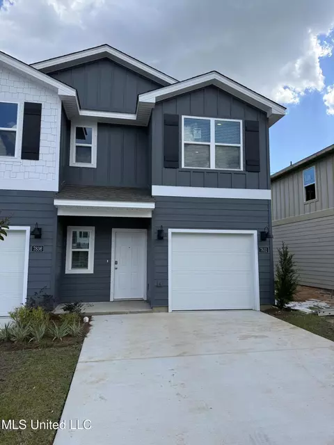 7832 Reagan Ct, Ocean Springs, MS 39564