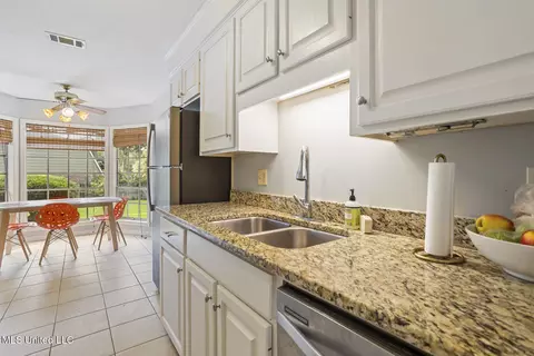 Kitchen - 5348 Saratoga Dr, Jackson, MS 39211 photo 3 of 3