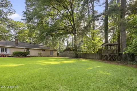 Exterior - 5348 Saratoga Dr, Jackson, MS 39211 photo 8 of 8