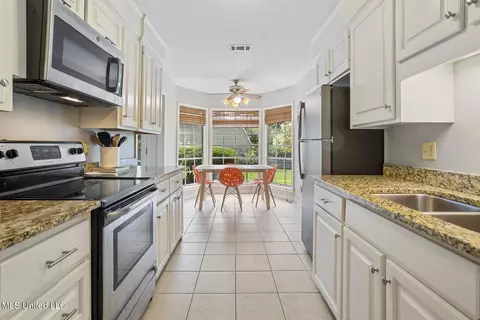 Kitchen - 5348 Saratoga Dr, Jackson, MS 39211 photo 1 of 3
