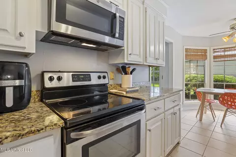 Kitchen - 5348 Saratoga Dr, Jackson, MS 39211 photo 2 of 3