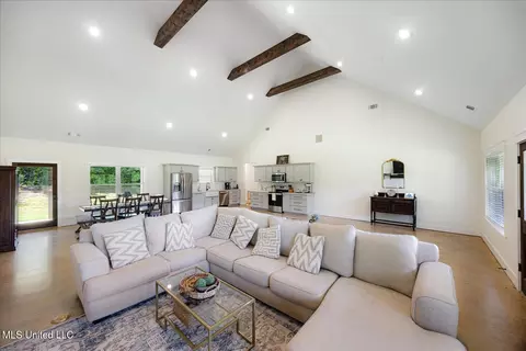 Other - 335 Aaron Rd, Sarah, MS 38665 photo 4 of 13