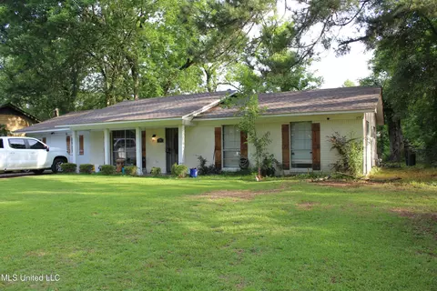 710 Benning Rd, Jackson, MS 39206